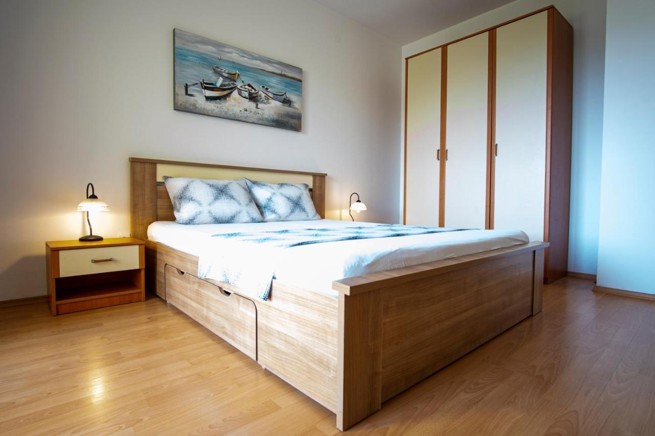 Apartman Luka Fažana Eksteriør billede
